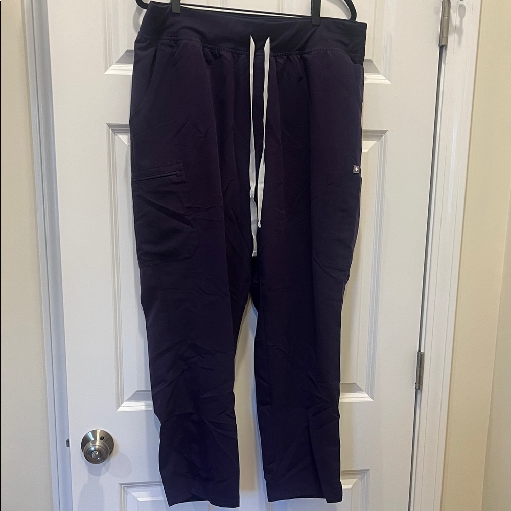 Figs Yola high waisted scrub pant